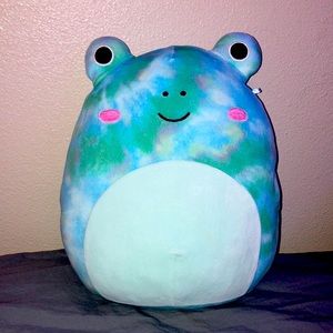 Tie-die Frog Squishmallow🐸